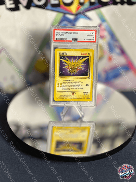 Front of Zapdos – Fossil – Pokémon Card (PSA 8).