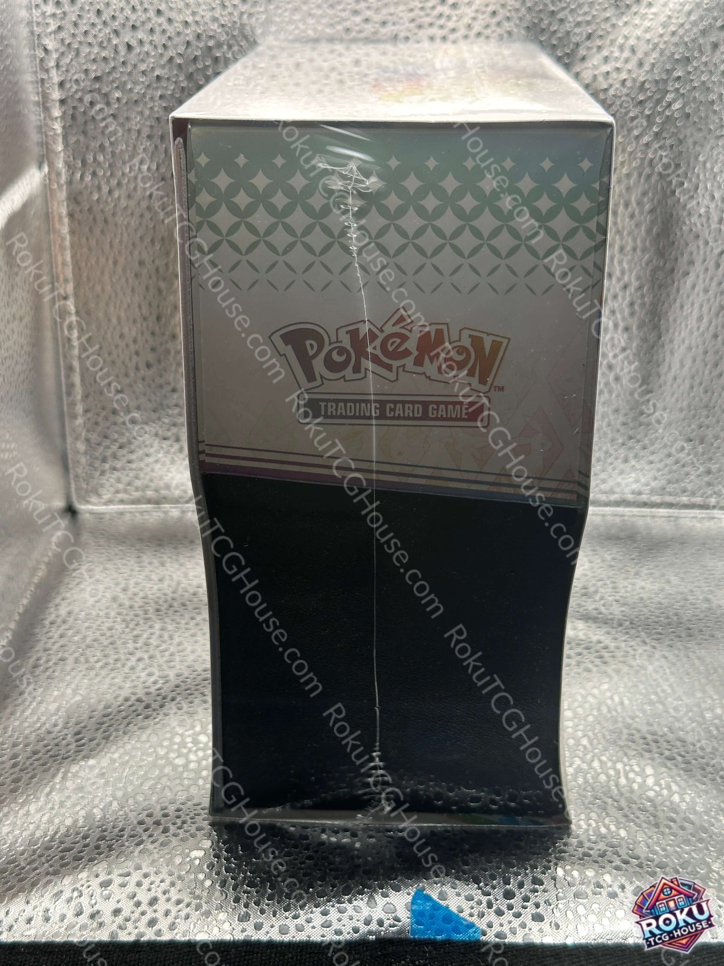 Prismatic Evolutions - Pokemon Center Elite Trainer Box *Small Rip*