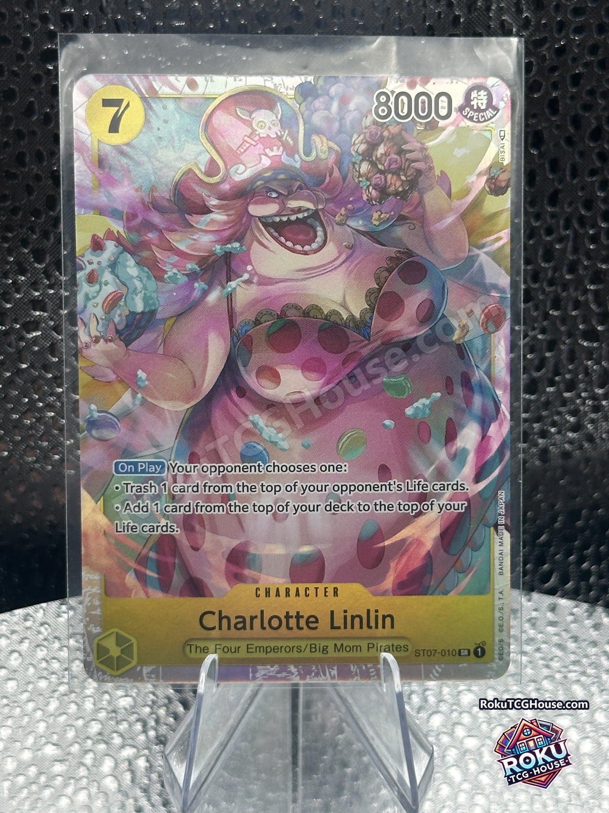 Charlotte Linlin ST07-010 One Piece super rare foil card front